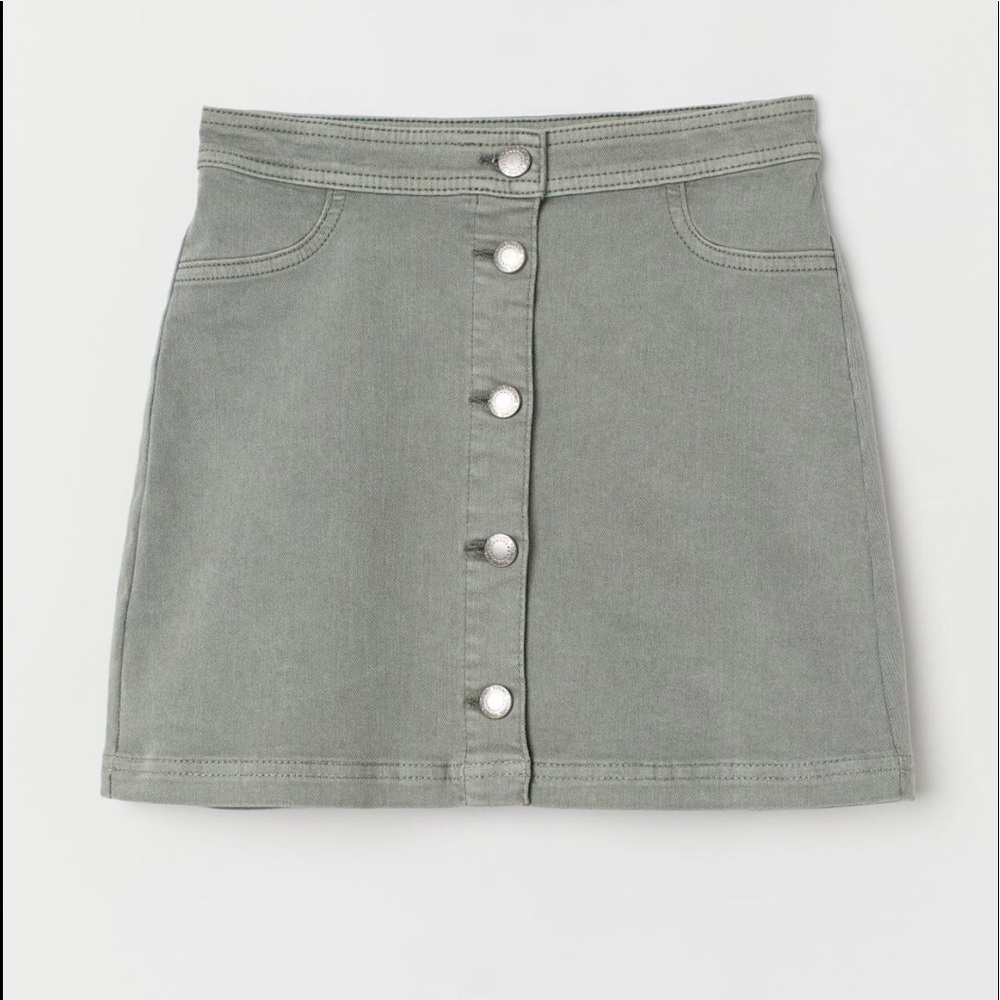 [H&M] Girl’s A-line Button Down Skirt